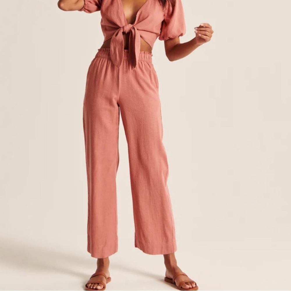 Abercrombie cropped linen pull on pants